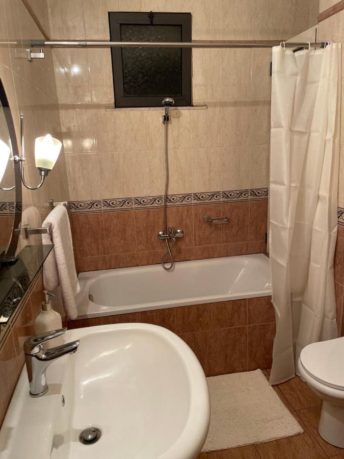 Proper Apartment 1 Tiran Dış mekan fotoğraf